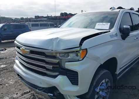 2022 Chevrolet Silverado 1500 4Wd Short Bed High Country from USA, damaged, VIN 1GCUDJED7NZ589980